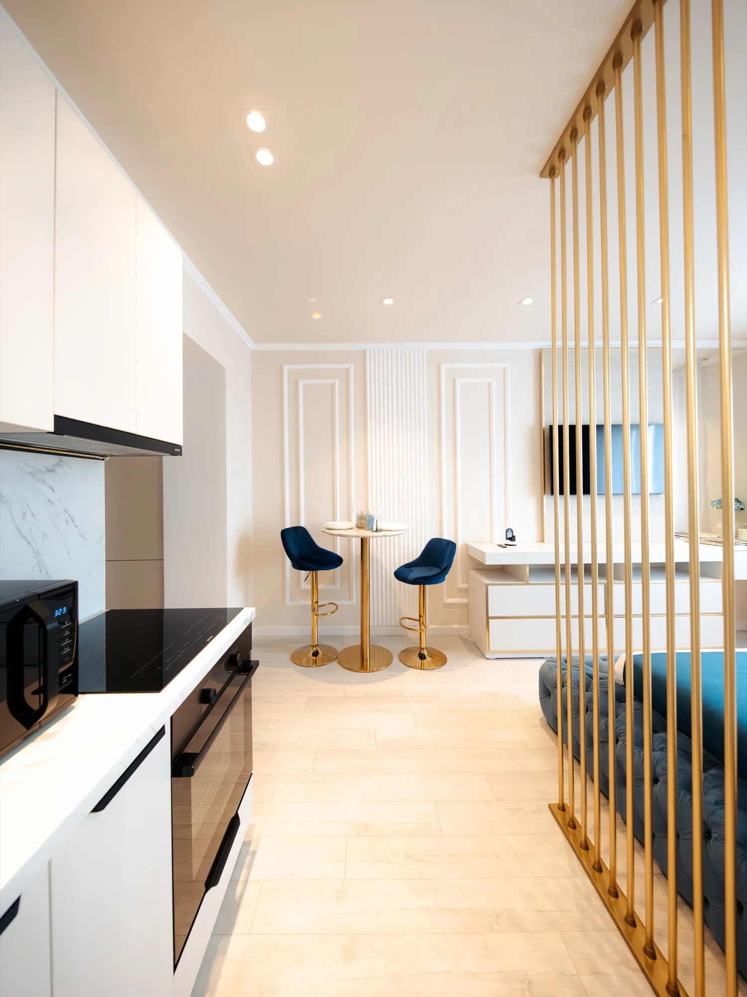 Studio design (2/5)